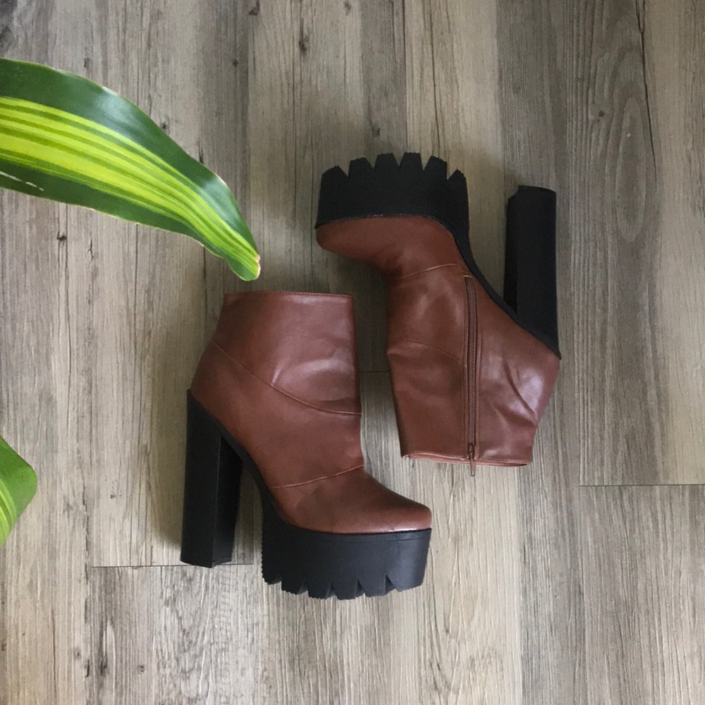 Booties 👢